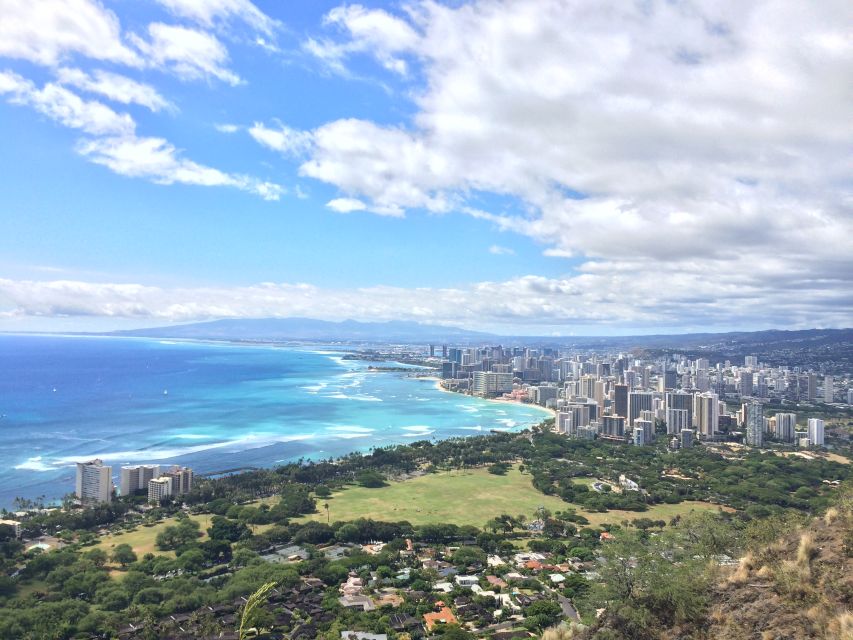 Oahu: Diamond Head Sunrise Hike with Acai Bowl and Malasada - Malasada at the foot of Diamond Head