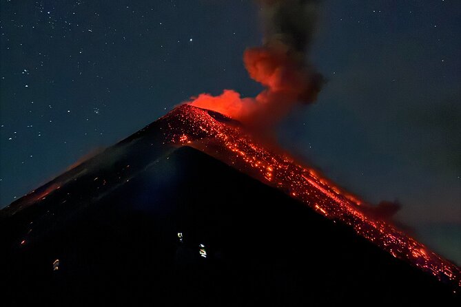 Overnight Adventure Hike Acatenango Volcano - Day 2: breakfast, morning views, and weather-driven changes