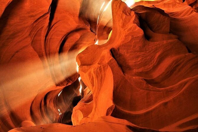 Page: Lower Antelope Canyon Prime Time Entry with Navajo Guide - What to bring (and what not to): the rules that actually matter