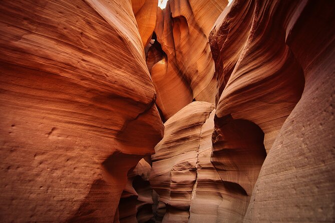 Page: Lower Antelope Canyon Prime Time Entry with Navajo Guide - Photo expectations: you’ll get shots, but plan for constraints