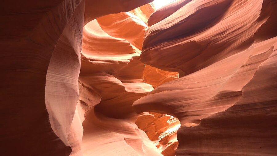 Page: Lower Antelope Canyon Ticket and Guided Hiking Tour - Stairs, Footing, and Who Should Skip This One