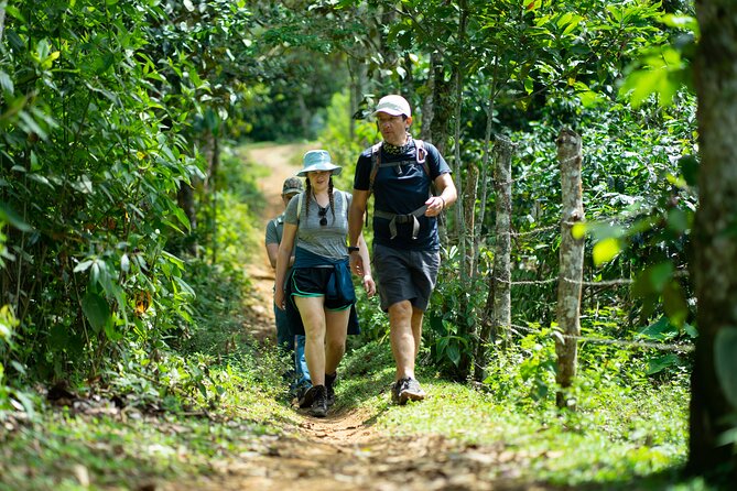 Pance Waterfalls: Hike to discover the biodiversity of the valley - La Voragine: the quick village stop before you hit the trails
