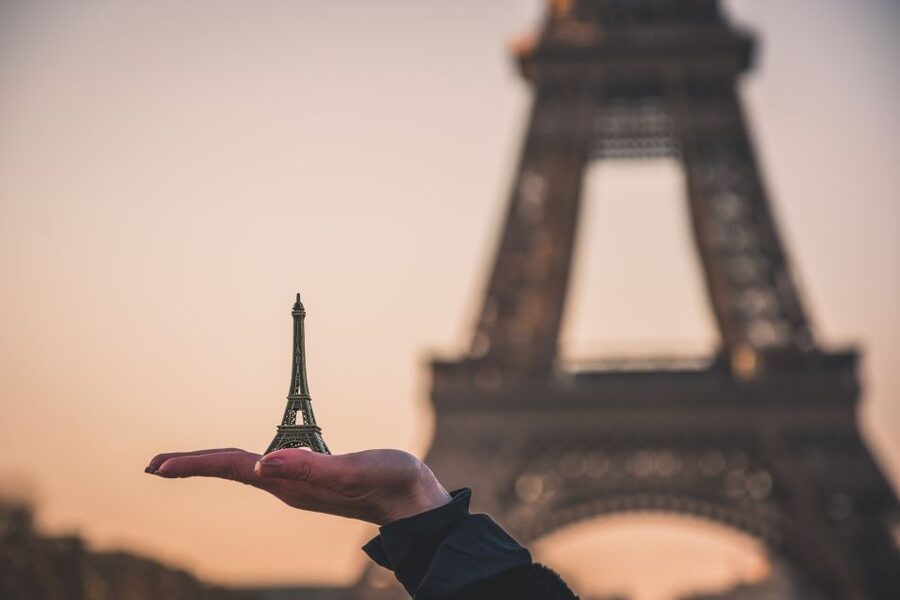 Paris: Access Eiffel Tower Summit or Second Level - Key points worth your time