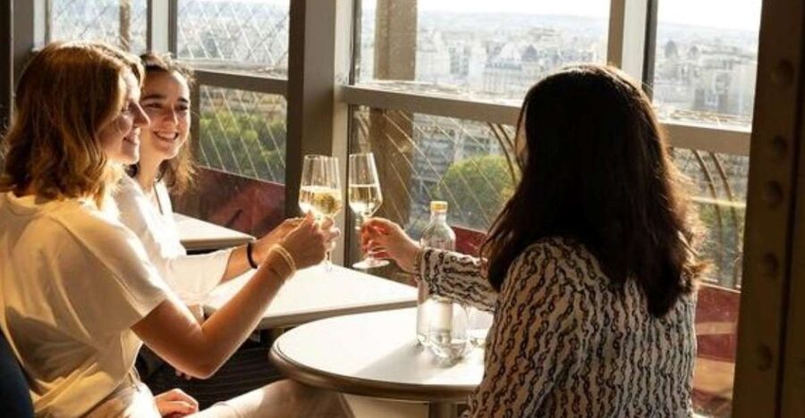 Paris: Eiffel Lunch, 2nd Floor or Summit Ticket & Cruise - Quick hits to know before you go