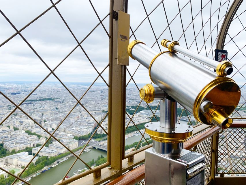 Paris: Eiffel Tower 2nd Floor Access or Summit Access - The guided flow: from check points to the 2nd floor