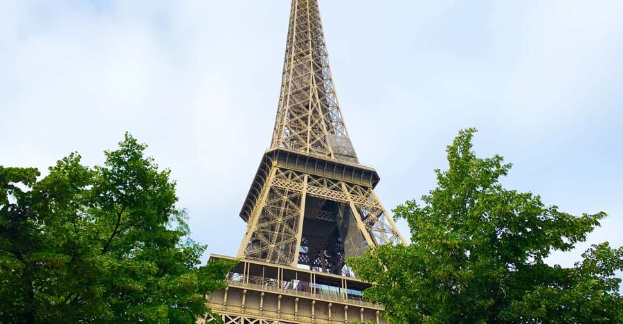 Paris: Eiffel Tower Elevator 2nd Level and Summit Access - Key things to know before you go