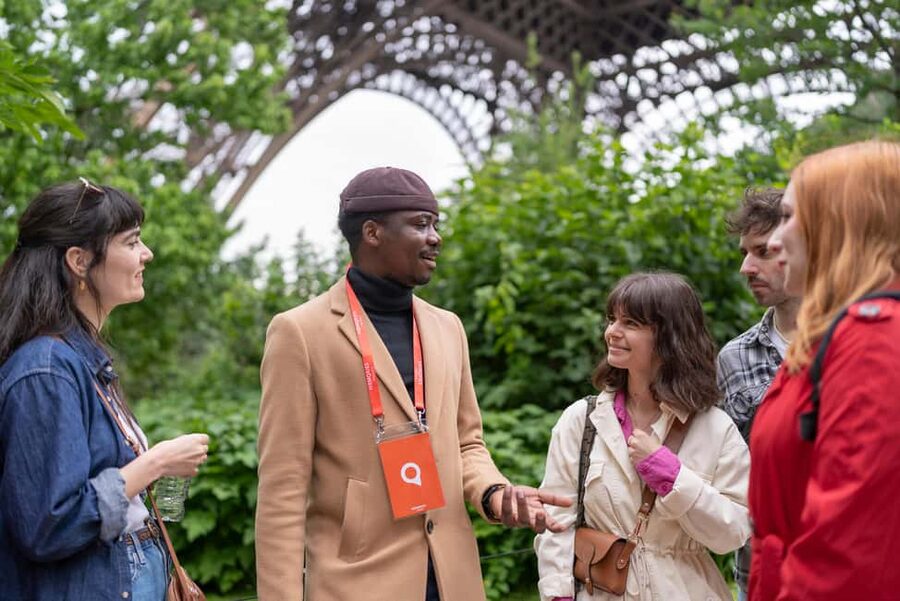 Paris: Eiffel Tower Guided Tour with Summit Access - Why summit access changes the whole Eiffel Tower visit