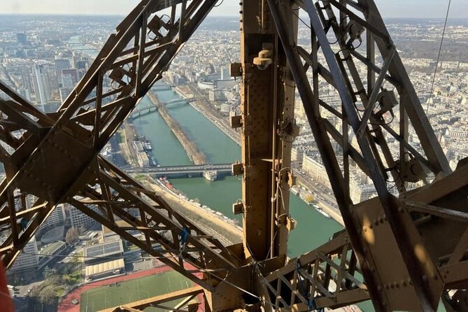 Paris: Eiffel Tower Summit Small-Group Guided Tour Max 6 People - Price and Value: What You’re Paying For at $140.11