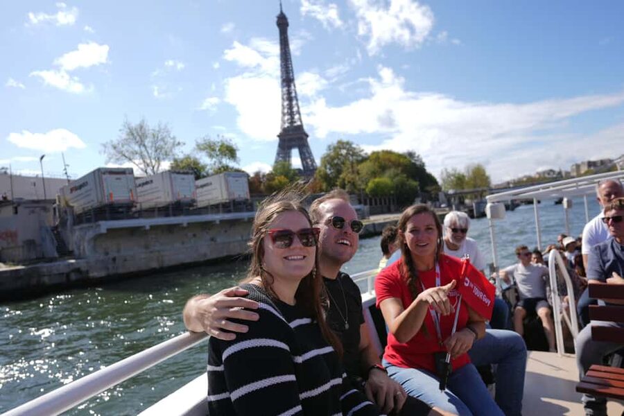 Paris: Eiffel Tower Tour & River Cruise with Summit Option - Meeting the Tour at Pont d’Iéna: The Cavalier Romain Check