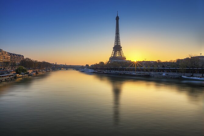 Paris Lights Evening Bus Tour with Eiffel Tower Summit Option - Eiffel Tower summit option: elevator access to the 3rd floor