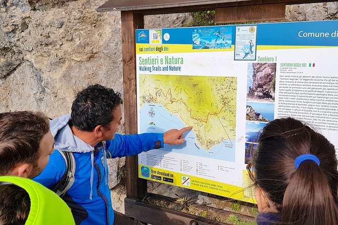 Path of the Gods Hiking Day Tour from Sorrento - Bomerano di Agerola: the calm setup before the views