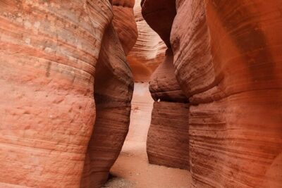 Peekaboo Slot Canyon UTV and Hiking Adventure - The UTV Ride: Safety First, Then Get Ready to Feel It