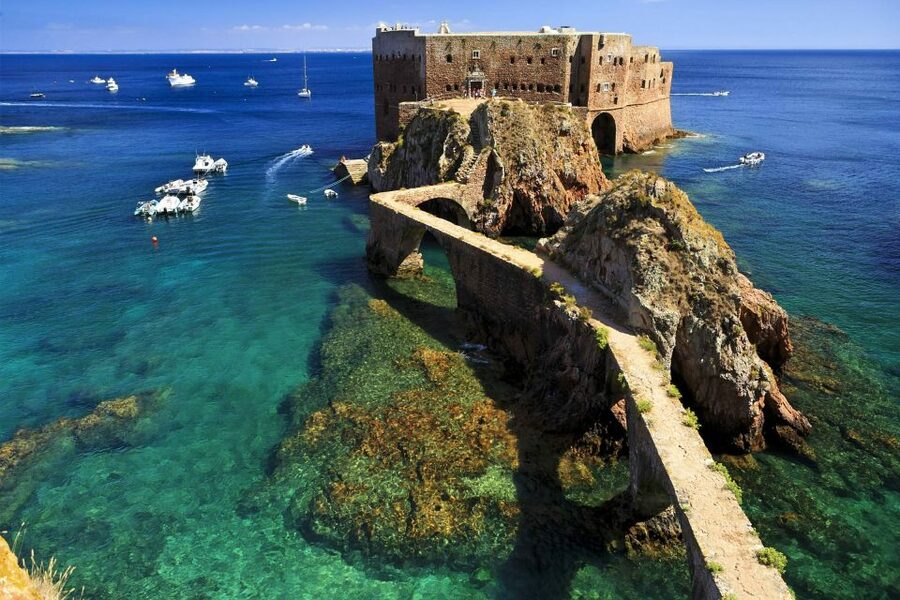 Peniche: Berlengas Island Trip, Hiking and Cave Tour - Berlengas in Four Hours: What Your Day Actually Feels Like