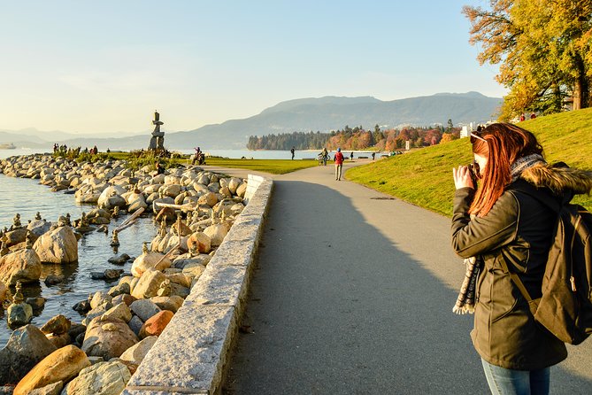 Photography & Hiking in Nature - North Shore water and old-growth at Lynn Canyon Park