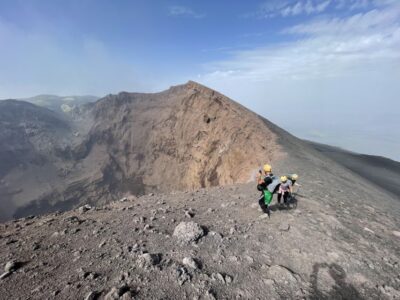 Piano Provenzana: Mount Etna Hiking Trip to 3,380 Meters - Where you start: Chiosco Bar Mareneve (and why meeting point matters)