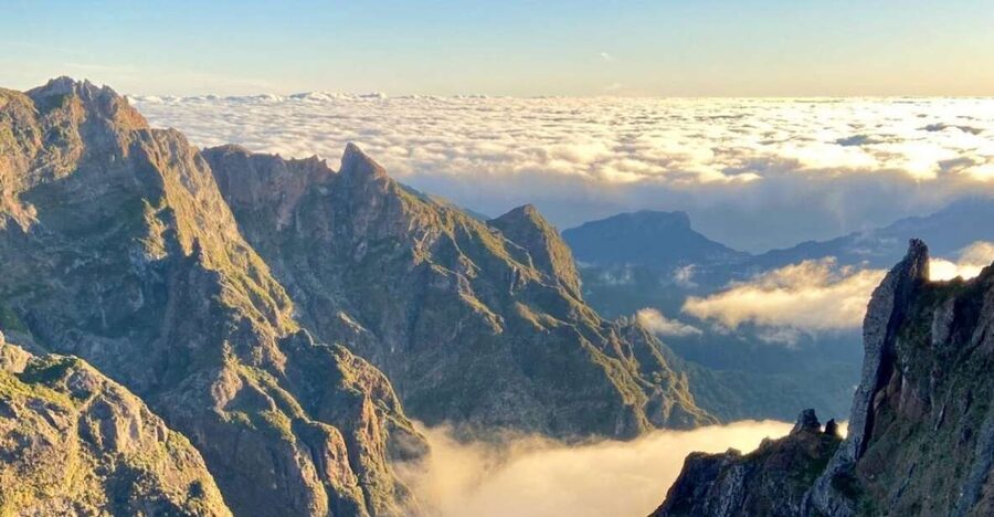 Pico Do Arieiro Pico Ruivo Sunrise or Morning Hike Transfers - Why Pico do Arieiro to Pico Ruivo Feels Different at Dawn