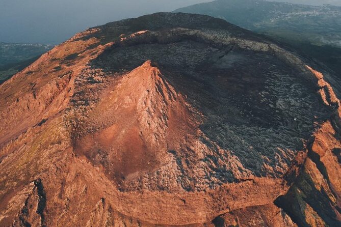 Pico Mountain: Climb the Highest Point of Portugal 2351m - Key things I’d circle before you go