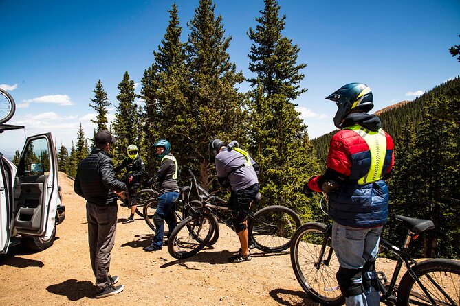 Pikes Peak Summit Downhill Bike Tour - Downhill flow across changing elevation (and why it feels different)
