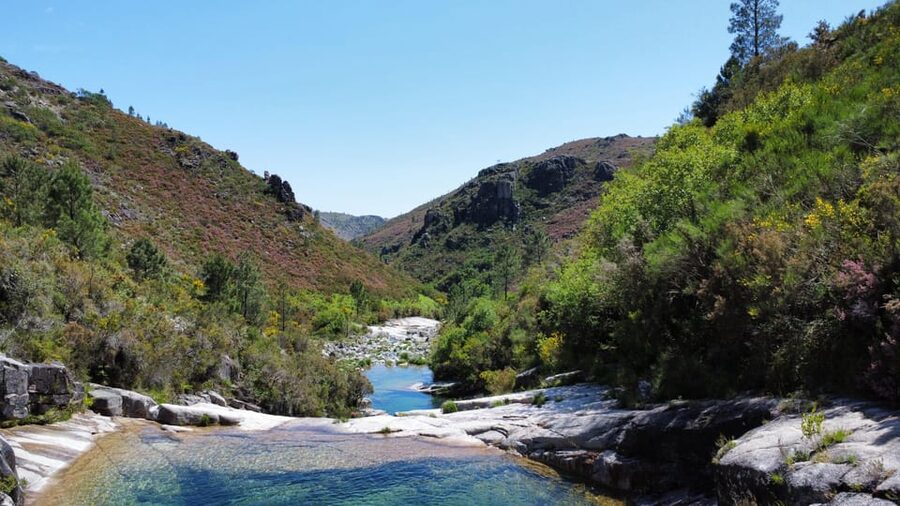 Porto: swimming, hiking, picnic in Gerês National Park - What It Feels Like With a Small Group (Max 8) and an English Guide