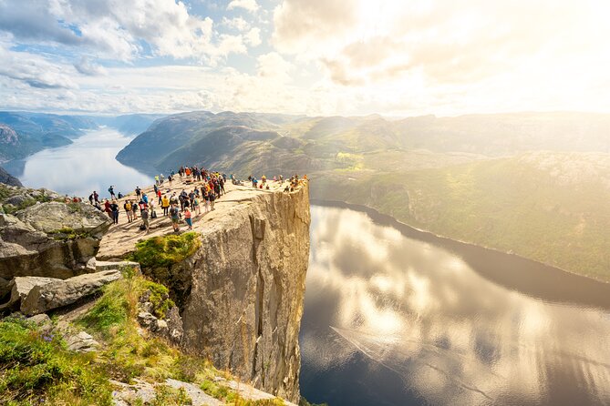 Preikestolen | Pulpit Rock - Hike with a local guide - Key things that make this hike work