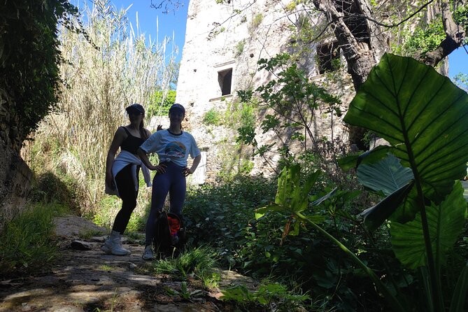 Private Bike and Hike Tour in Naxos - The Best Surprise Stop: Manos’ Farm and Fresh Fruit Moments