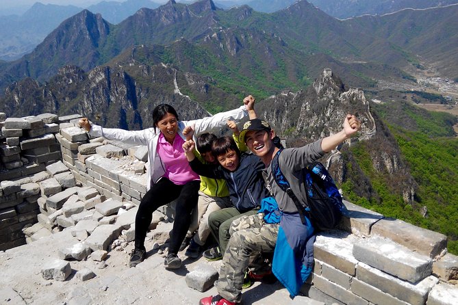 Private Great Wall Day Hiking from Jiankou to Mutianyu Section - Private hotel pickup: the Beijing-to-wall part that usually eats your time