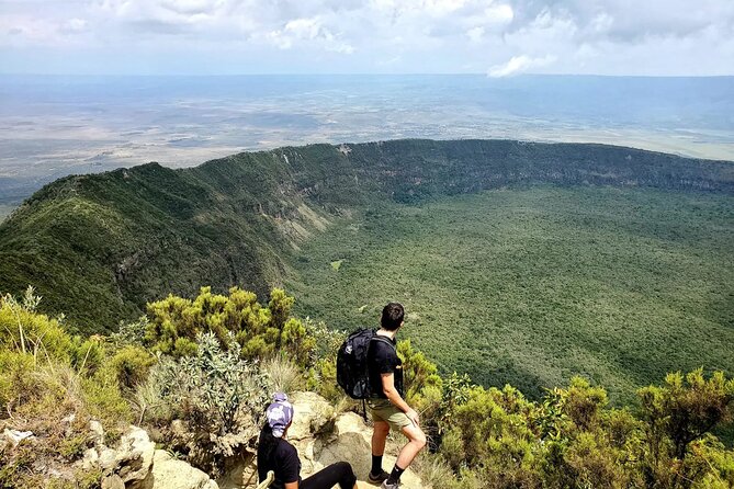 Private Hiking Day Trip to Mt. Longonot from Nairobi - Lunch by Lake Naivasha: fuel before the boat ride