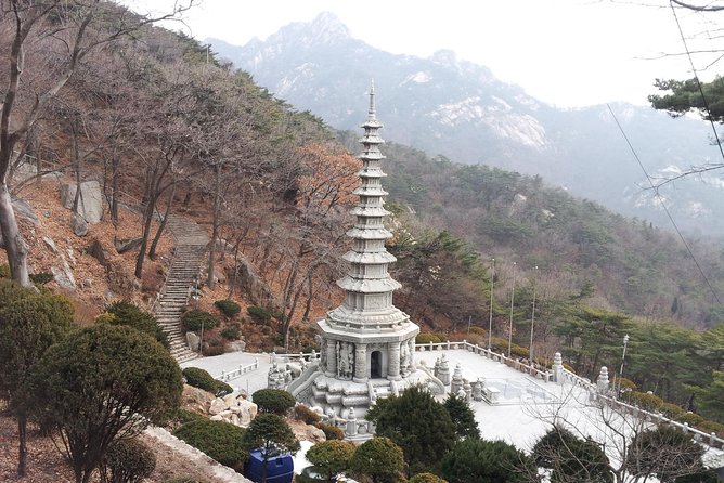 Private Hiking to Bukhansan & Korean Style Spa(Include Lunch) - Korean spa time (jimjilbang-style): the reset after the stairs