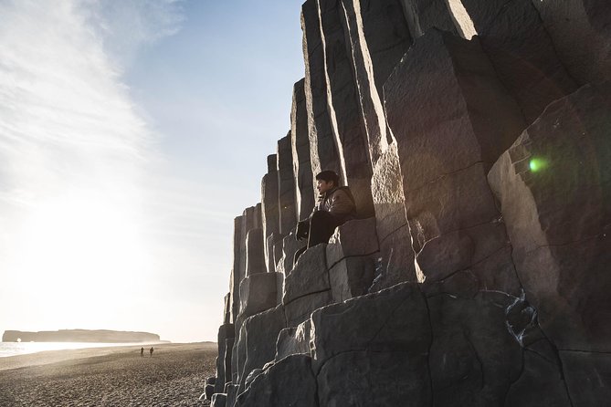 Private Jökulsárlón Glacier Lagoon 2 Day Tour & Glacier Hike - Stops that include admission (and what that means for planning)
