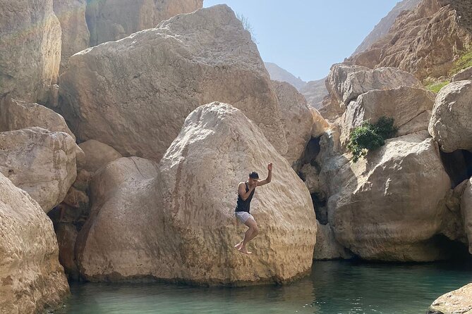 Private Tour Wadi Shab & Sinkhole Tour – Swim, Hike & Explore - What to pack so Wadi Shab doesn’t feel miserable
