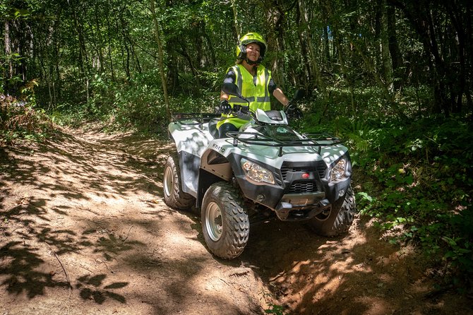 Quad and Moto hike, discover the Corrèze otherwise. Accessible to everyone !! - Lac du Coiroux: the stop that anchors the tour