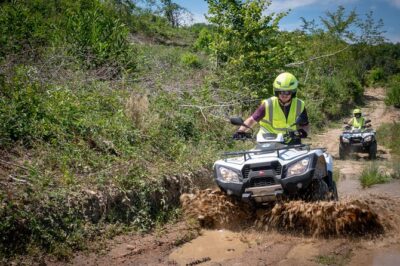Quad and Moto hike, discover the Corrèze otherwise. Accessible to everyone !! - Where you meet in Meyrat and how the ride starts