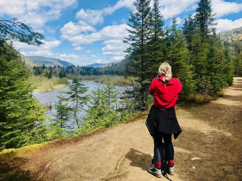 Quebec City: Guided Hike in Jacques-Cartier National Park - What you’ll actually see on the trail (river, forest, and valley views)