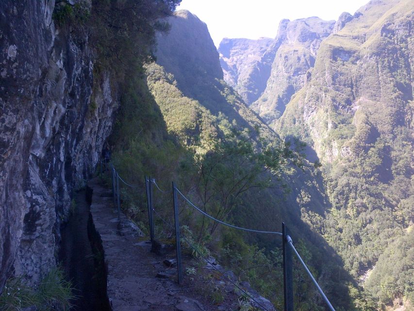 Queimadas Natural Park 5-Hour Guided Hike - Hand-Dug Tunnels: Where a Torch Changes Everything