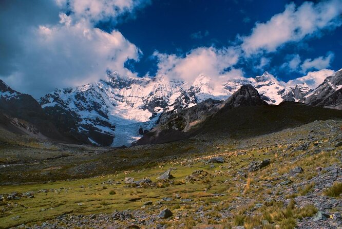 Rainbow Mountain and Red Valley Hike – 2 Days / 1 Night - Key things you’ll notice on this hike