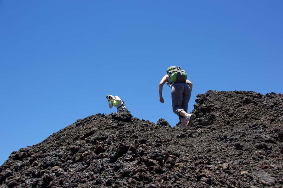 Réunion: Piton de la Fournaise Volcano off trail Hike - The climb to view: Bory and Dolomieu main craters