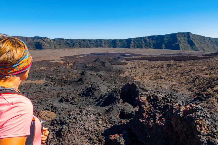 Réunion: Piton de la Fournaise Volcano off trail Hike - Guides on Réunion: why French explanations really count