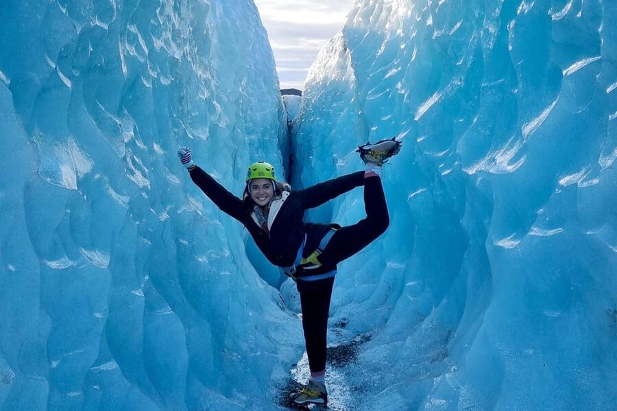 Reykjavik: Glacier Hike, Waterfalls and Black Sand Beach - Getting from Reykjavik: the morning drive setup