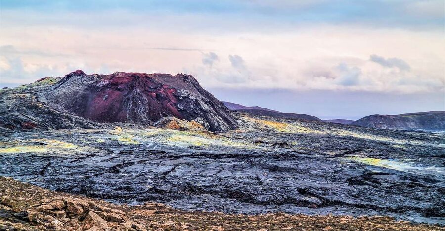 Reykjavík: Guided Afternoon Hiking Tour to New Volcano Site - The Seltún Hot Springs stop in Krýsuvík: color, smell, and quick context