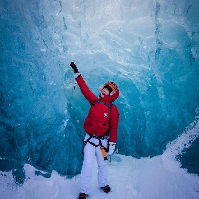 Reykjavík: Iconic Glacier Hike, South Coast & Waterfalls - Pickup Timing and the Minibus Rhythm (What 11 Hours Feels Like)