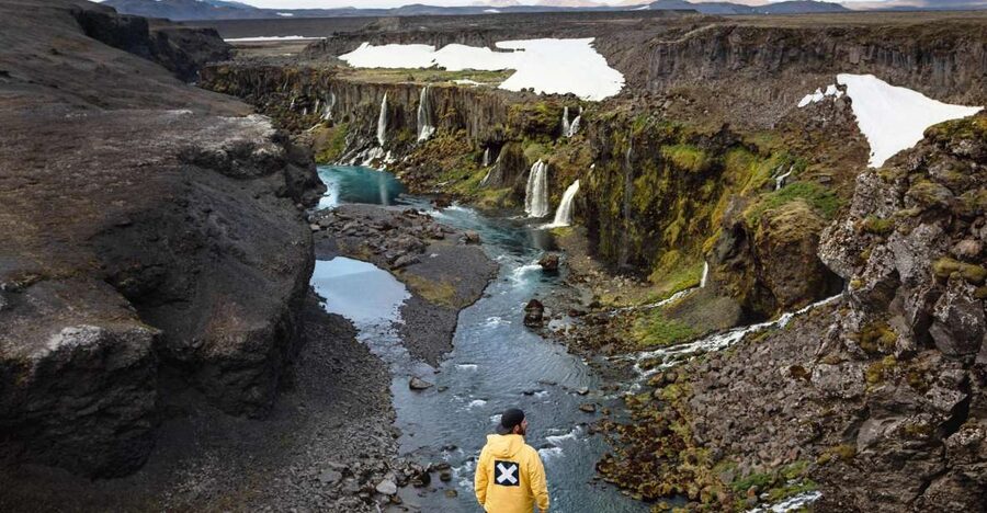 Reykjavík: Landmannalaugar Hike and the Valley of Tears - The 11-hour rhythm: early pickup, real time outside, and a long return