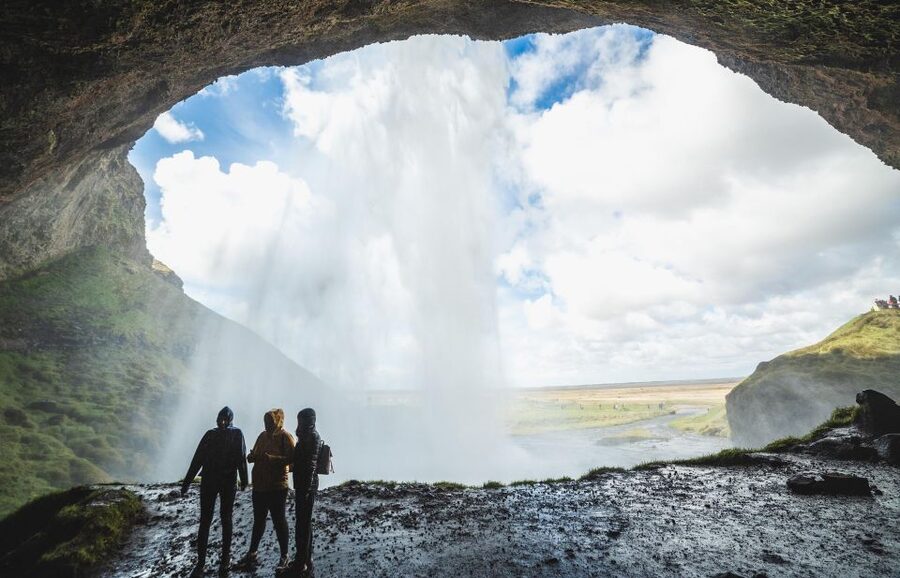 Reykjavik: South Coast, Glacier Hike & Northern Lights Combo - Seljalandsfoss: the waterfall you approach from the wet side
