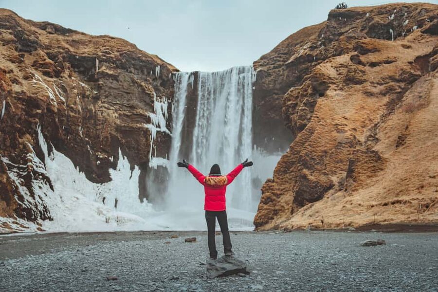 Reykjavik: South Coast, Glacier Hike & Northern Lights Combo - Skógafoss: 527 steps, rainbow chances, and big waterfall math