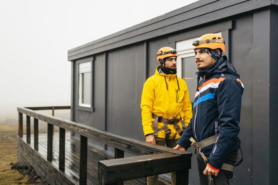 Reykjavik: Thrihnukagigur Volcano Guided Hiking Day Trip - Price and value: is $385 per person worth it?
