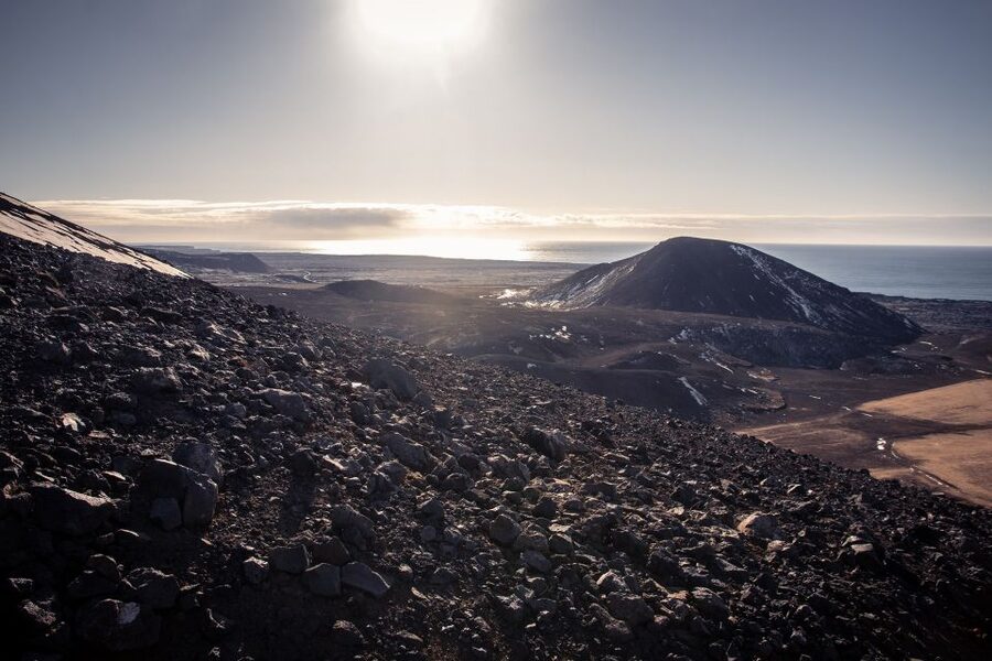 Reykjavík: Volcano Eruption Site and Reykjanes Hiking Tour - Who should book this volcano and Reykjanes hiking tour