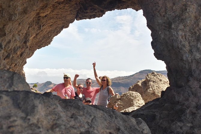 Roque Nublo: hiking on volcanoes with Sky Rebels - Barranco de Fataga: the 1,000 palm valley stop that sets the tone