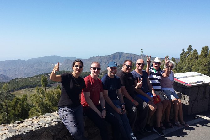 Roque Nublo: hiking on volcanoes with Sky Rebels - Weather flexibility: how to pack for a day that can change