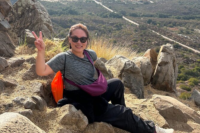 San Diego Mountain Hike and Meditation Tour - Sunni’s guidance style: calm, photo help, and you control the vibe