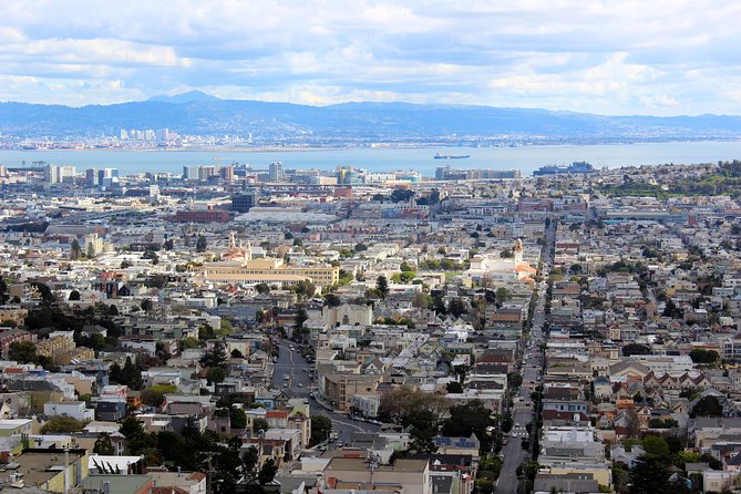 San Francisco Urban Hike: Castro and Twin Peaks - Kite Hill Open Space: where the views come with a little mystery