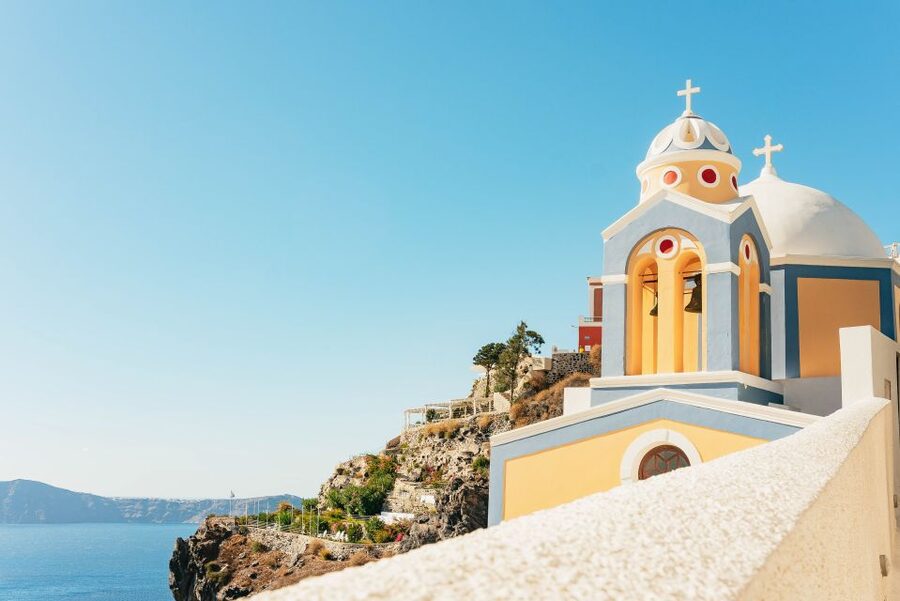 Santorini: Caldera Trail Guided Hike and Sunset Viewing - Skaros rock and caldera views: what to look for as you walk the rim
